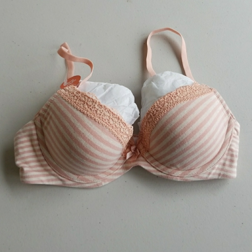 NWT Super Soft Lightly Lined Coral Striped Bra